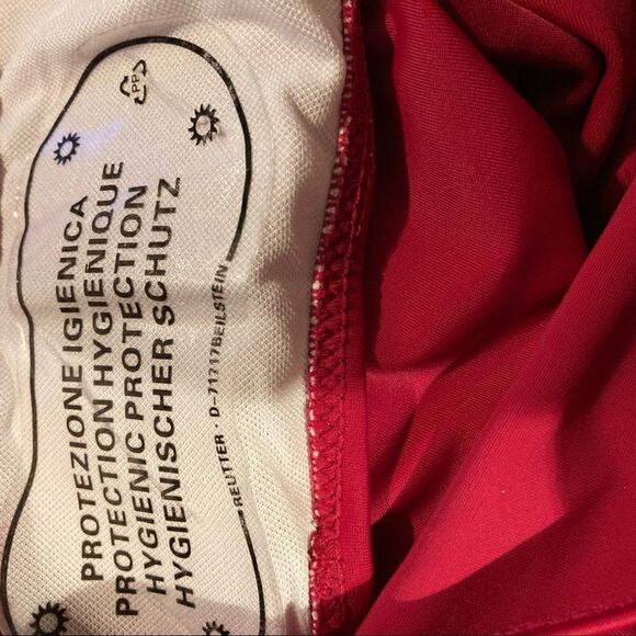 PRETTY GARDEN Red One Piece Swimsuit Size Large - Picture 10 of 10